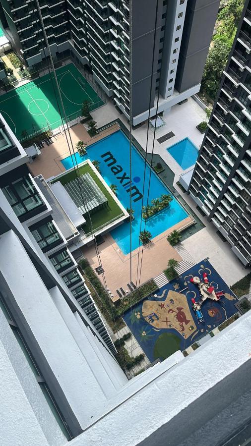 Maxim 2 Bedrooms Mrt Station Cheras Kuala Lumpur Homestay 외부 사진
