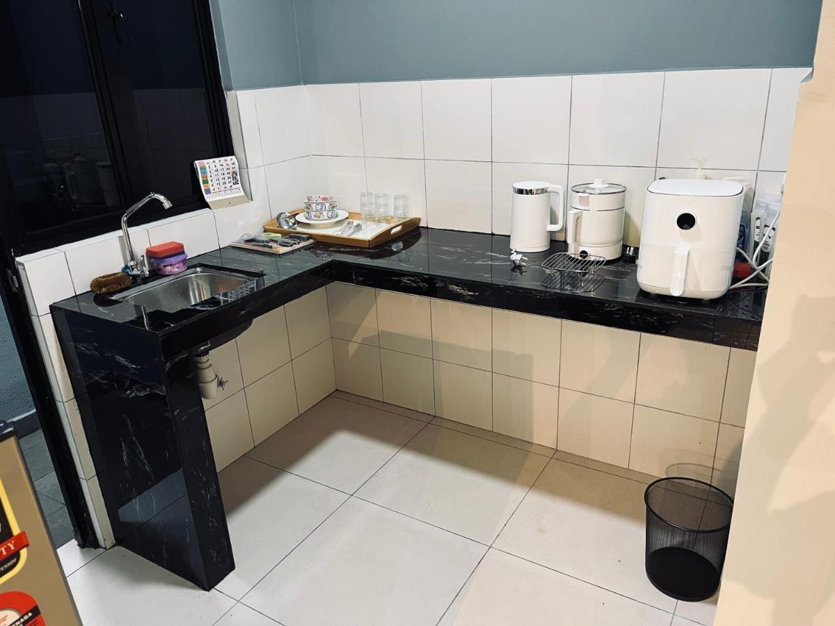 Maxim 2 Bedrooms Mrt Station Cheras Kuala Lumpur Homestay 외부 사진